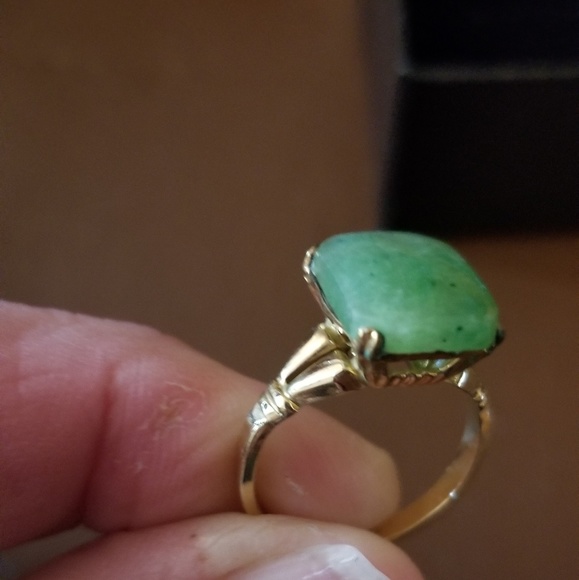Jade ring - Picture 5 of 5